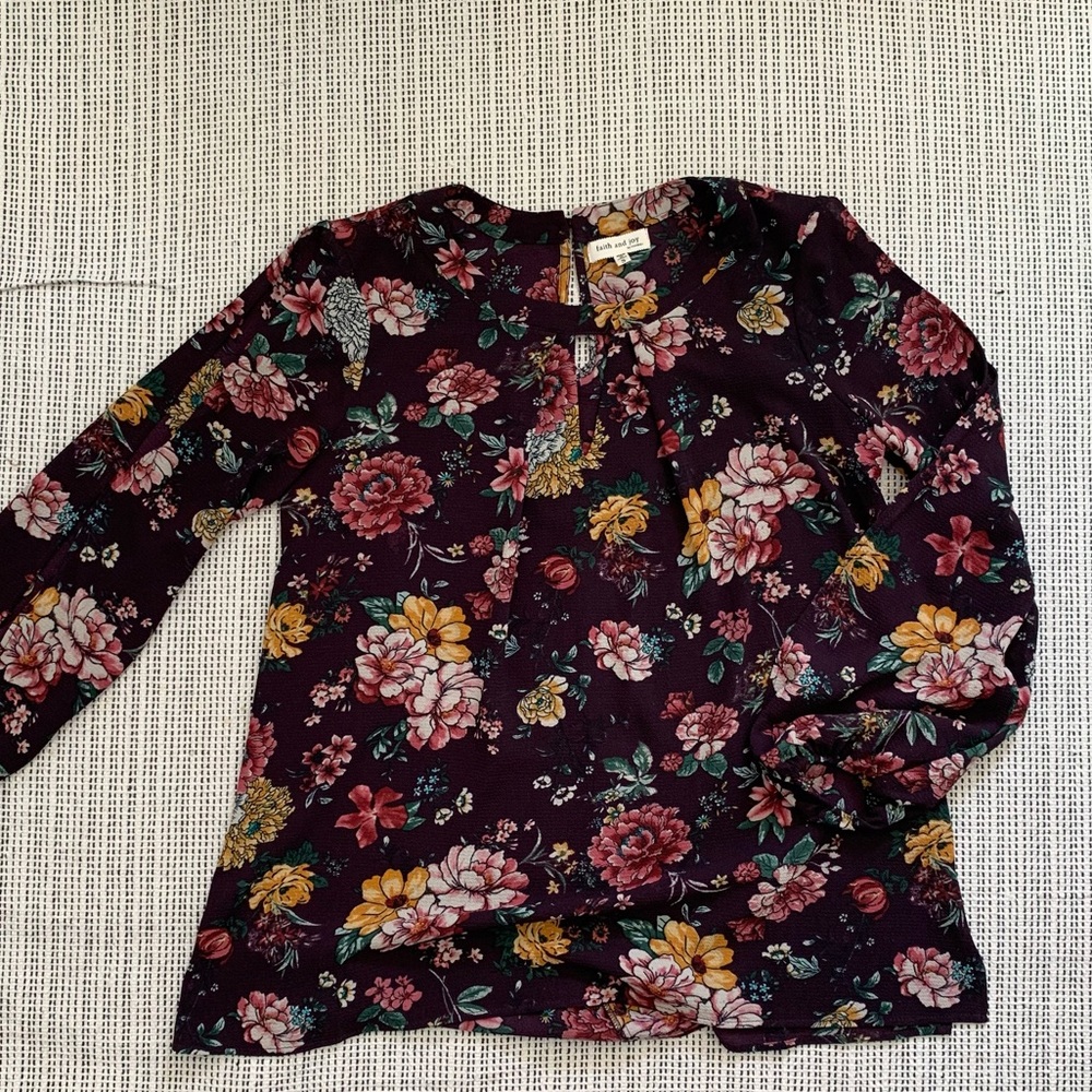 FAITH AND JOY blouse